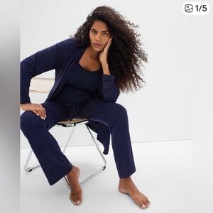 Gap Maternity Three-Piece Set Navy Medium